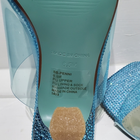 New Betsey Johnson Banks Champagne Blue Rhinestone Clear Toe Slide Heels Wmn 6.5 - Picture 3 of 6